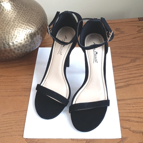 *Relisted* Anne Michelle Women's Black Velvet Cross Toe Ankle Strap 4" Heels 7.5 - Picture 11 of 11